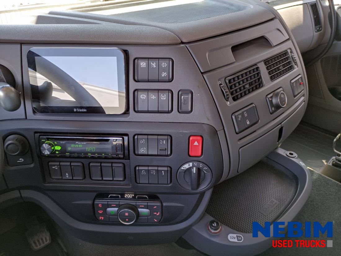 DAF XF 450 6x2 Spacecab - Cabeza tractora: foto 5 DAF XF 450 6x2 Spacecab - Cabeza tractora: foto 5