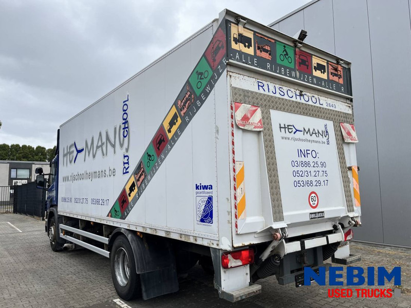 Camión caja cerrada Scania P270 - 343.938km - 3 front seats: foto 13