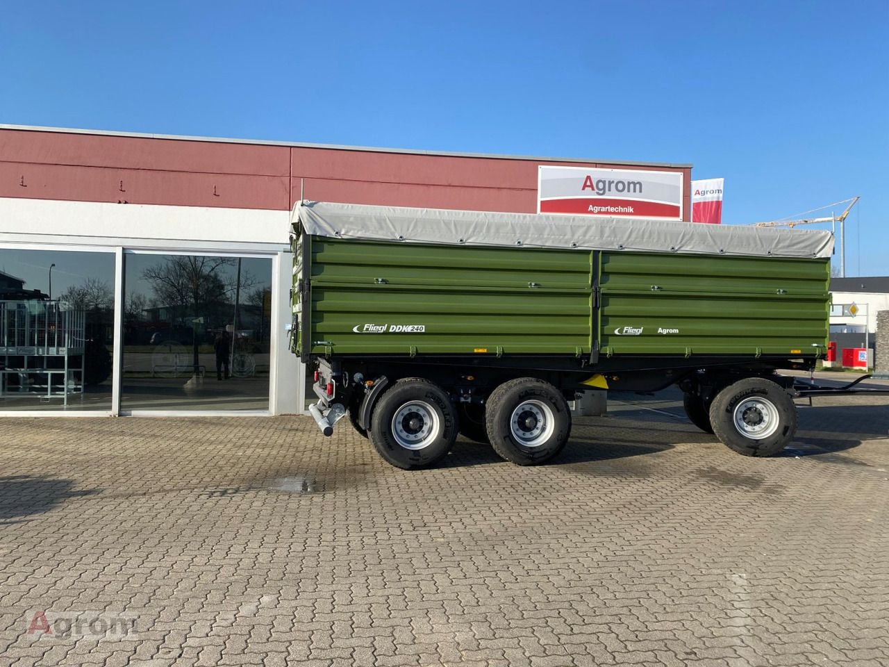 Fliegl DDK 240 - Remolque agrícola: foto 1 Fliegl DDK 240 - Remolque agrícola: foto 1