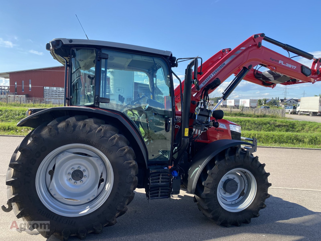 Tractor Massey Ferguson 4709: foto 7