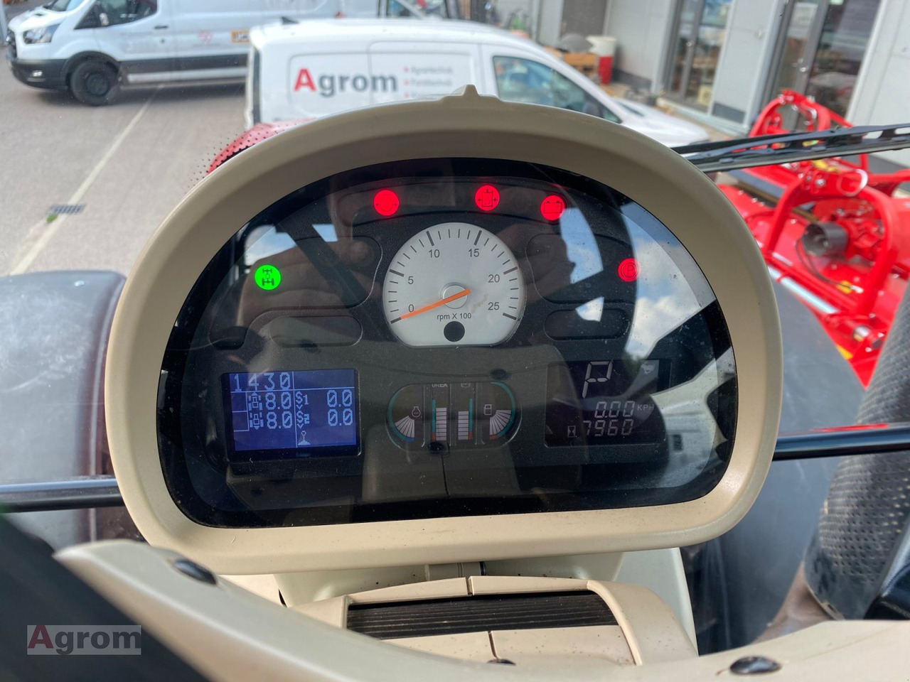 Massey Ferguson 6616 Dyna VT - Tractor: foto 2 Massey Ferguson 6616 Dyna VT - Tractor: foto 2