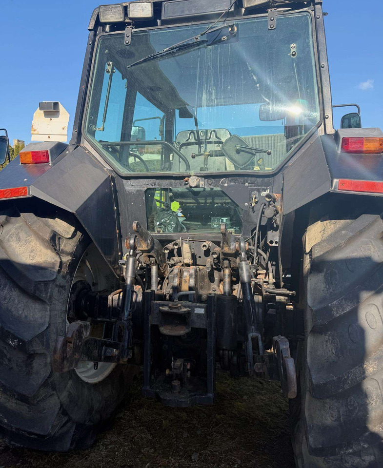 Valtra 8450 Mega - Tractor: foto 3 Valtra 8450 Mega - Tractor: foto 3