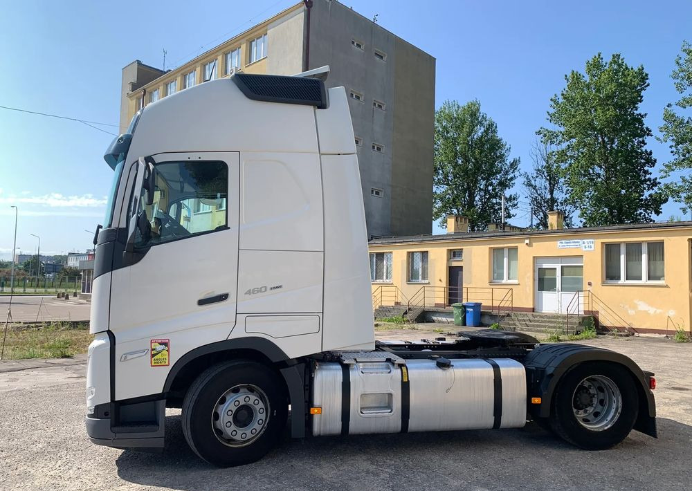 Volvo - Cabeza tractora: foto 3 Volvo - Cabeza tractora: foto 3