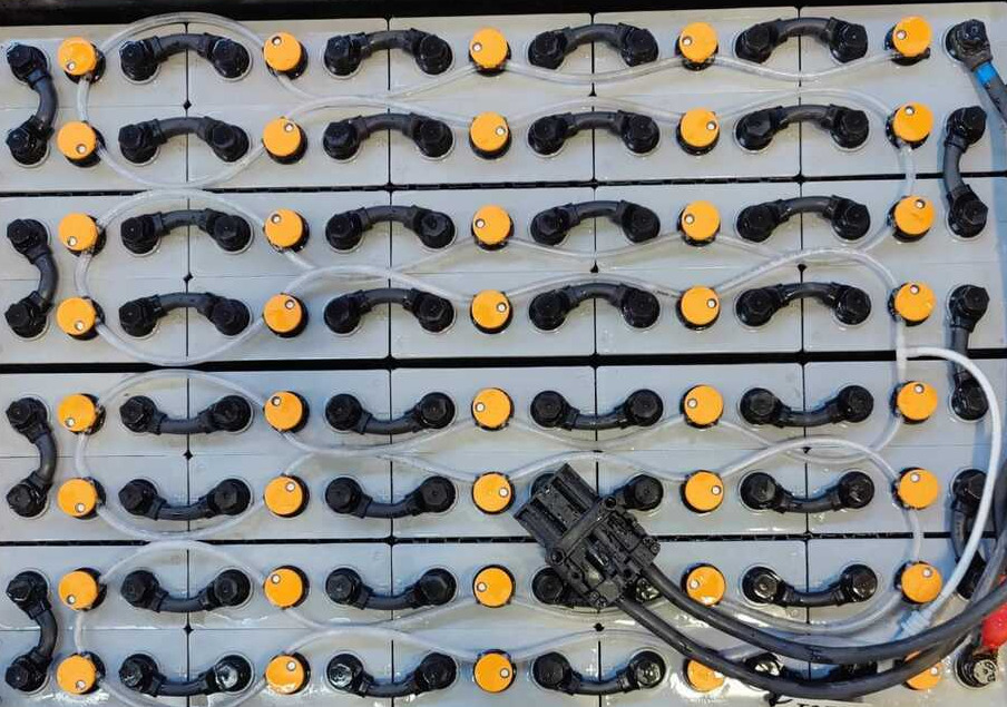 Still RX 60-25 (batt. 2020) - Carretilla elevadora eléctrica: foto 3 Still RX 60-25 (batt. 2020) - Carretilla elevadora eléctrica: foto 3