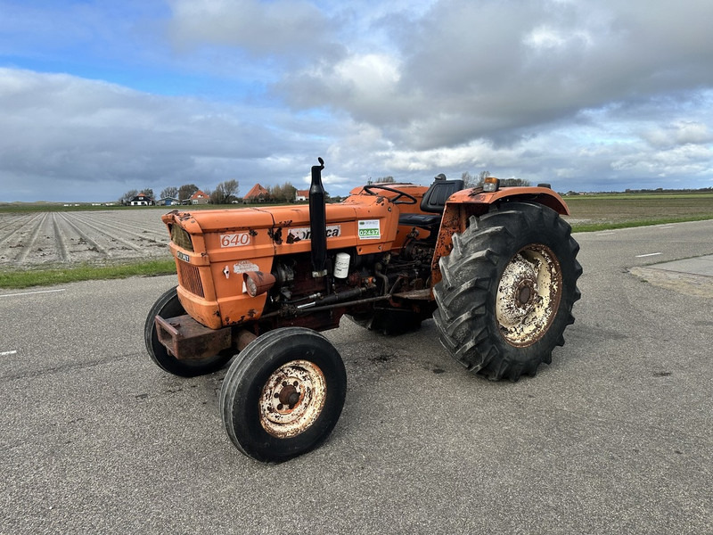 Fiat 640 - Tractor: foto 1 Fiat 640 - Tractor: foto 1