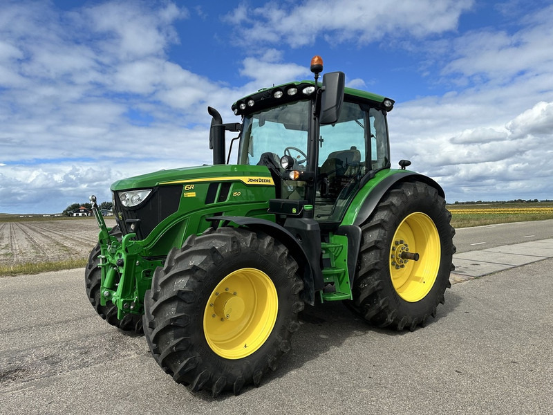 John Deere 6R150 - Tractor: foto 1 John Deere 6R150 - Tractor: foto 1