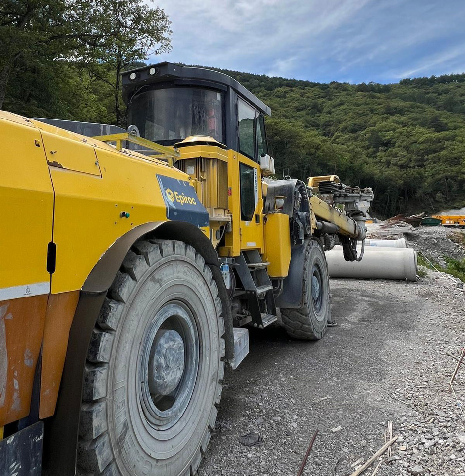 Atlas Copco E2C - Perforadora direccional horizontal: foto 4 Atlas Copco E2C - Perforadora direccional horizontal: foto 4