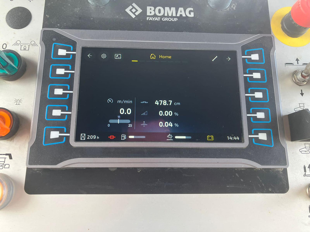 Pavimentadora de asfalto Bomag BF700 C-3: foto 7