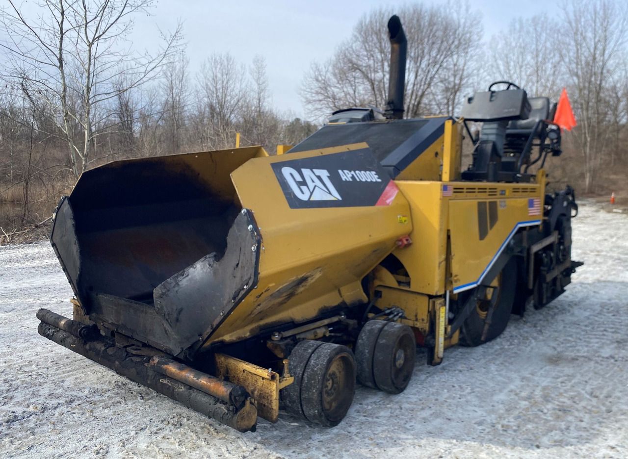 Caterpillar AP1000E - Planta de asfalto: foto 2 Caterpillar AP1000E - Planta de asfalto: foto 2