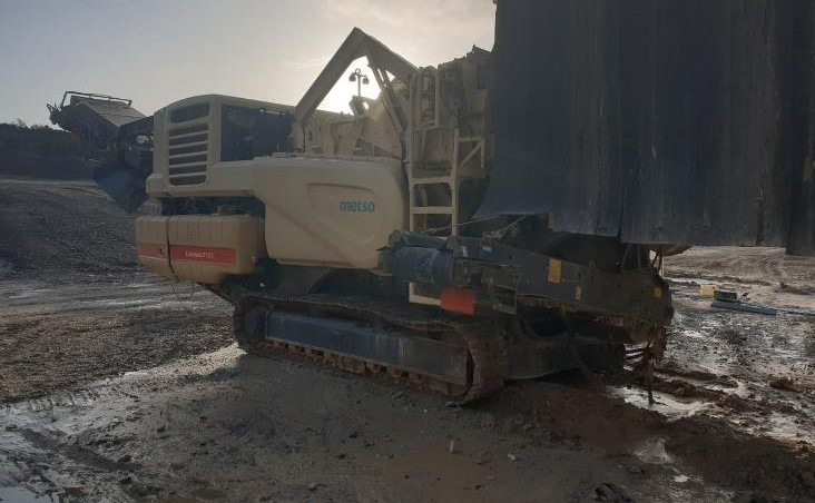 Metso LT1213 - Trituradora de impacto: foto 4 Metso LT1213 - Trituradora de impacto: foto 4