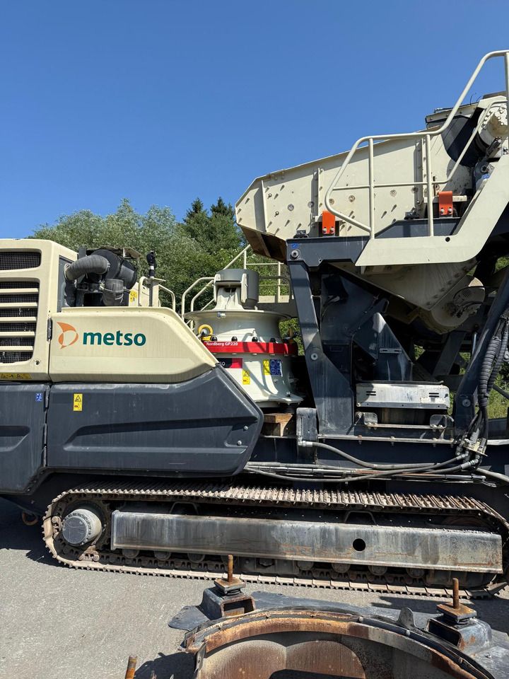 Metso LT220GP - Trituradora de cono: foto 2 Metso LT220GP - Trituradora de cono: foto 2