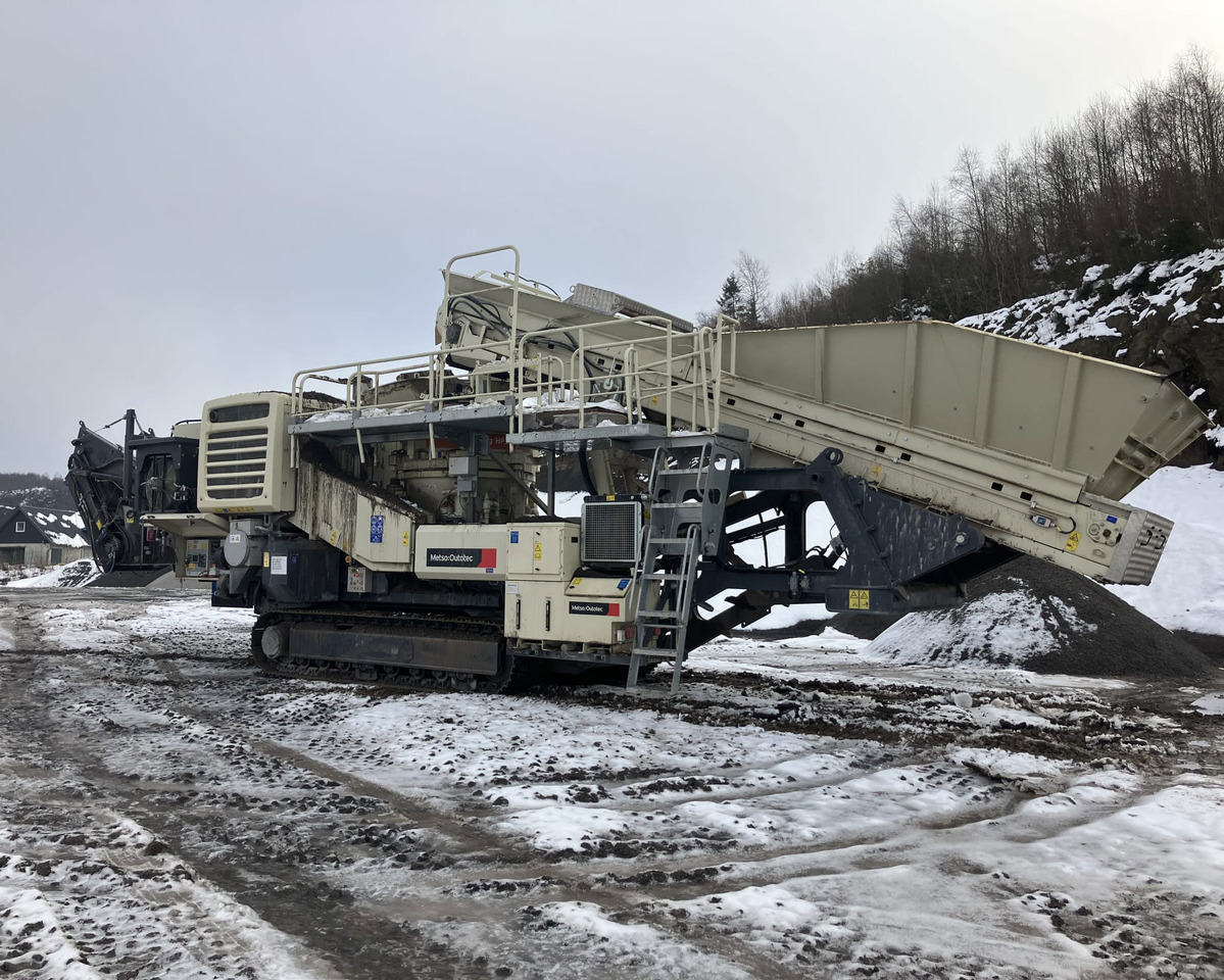 Metso LT300 HP - Trituradora de cono: foto 1 Metso LT300 HP - Trituradora de cono: foto 1