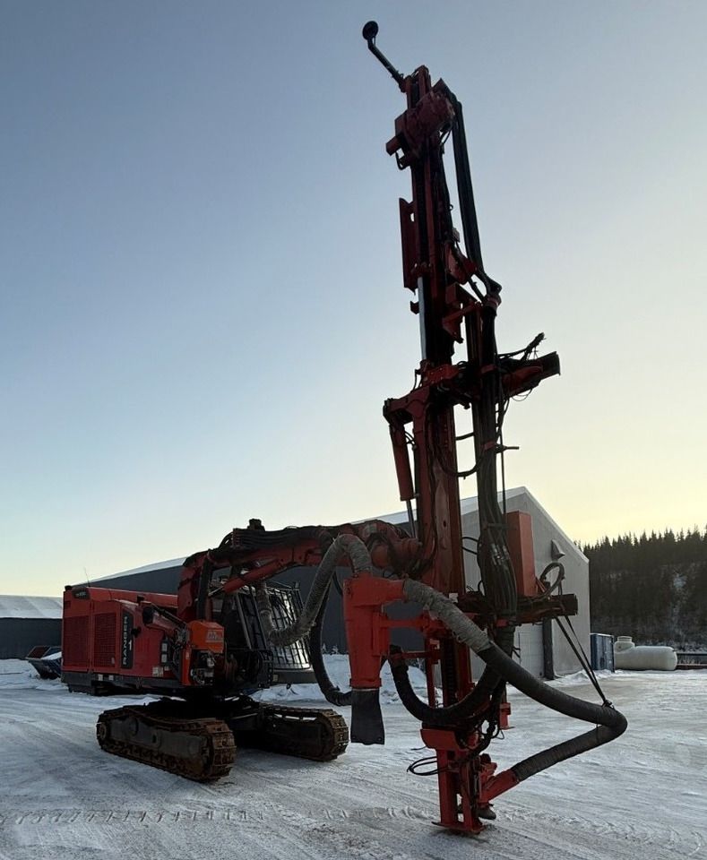Sandvik DX800 - Perforadora: foto 2 Sandvik DX800 - Perforadora: foto 2