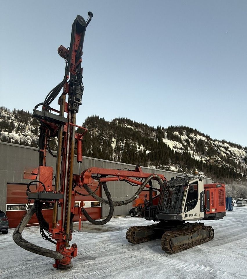 Sandvik DX800 - Perforadora: foto 1 Sandvik DX800 - Perforadora: foto 1