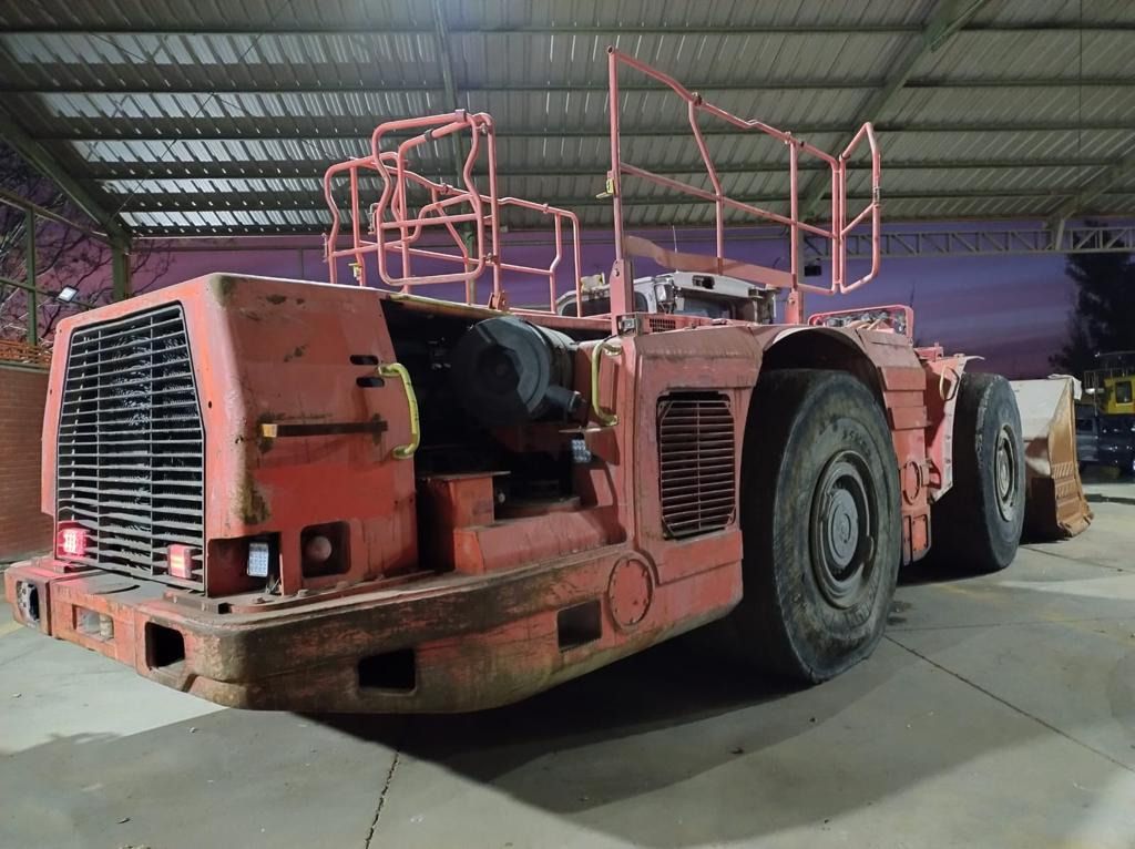 Sandvik LH517 - Maquinaria para minería: foto 3 Sandvik LH517 - Maquinaria para minería: foto 3