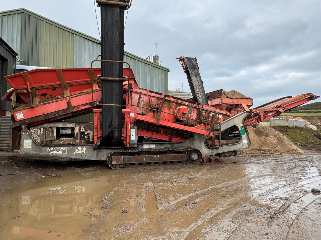 Sandvik QE340 - Cribadora: foto 1 Sandvik QE340 - Cribadora: foto 1