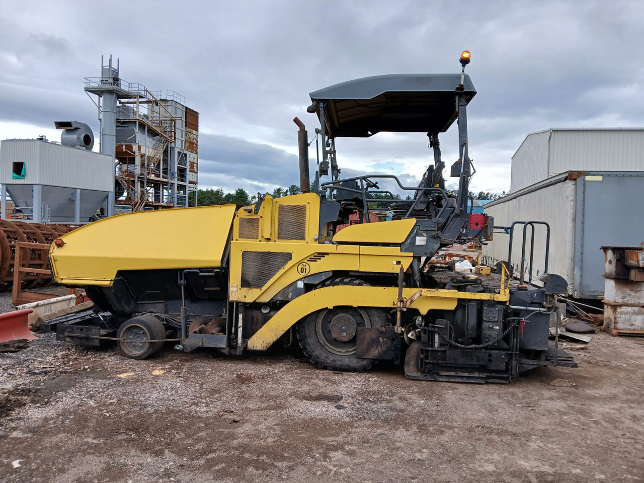 Sumitomo HA60W-8 - Pavimentadora de asfalto: foto 1 Sumitomo HA60W-8 - Pavimentadora de asfalto: foto 1