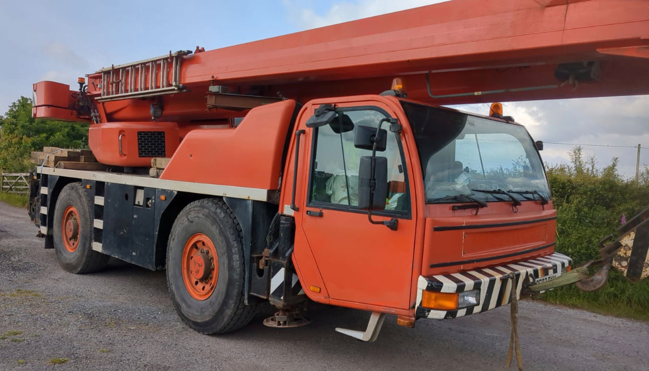 Terex PPM ATT 400-3 - Autogrúa: foto 2 Terex PPM ATT 400-3 - Autogrúa: foto 2