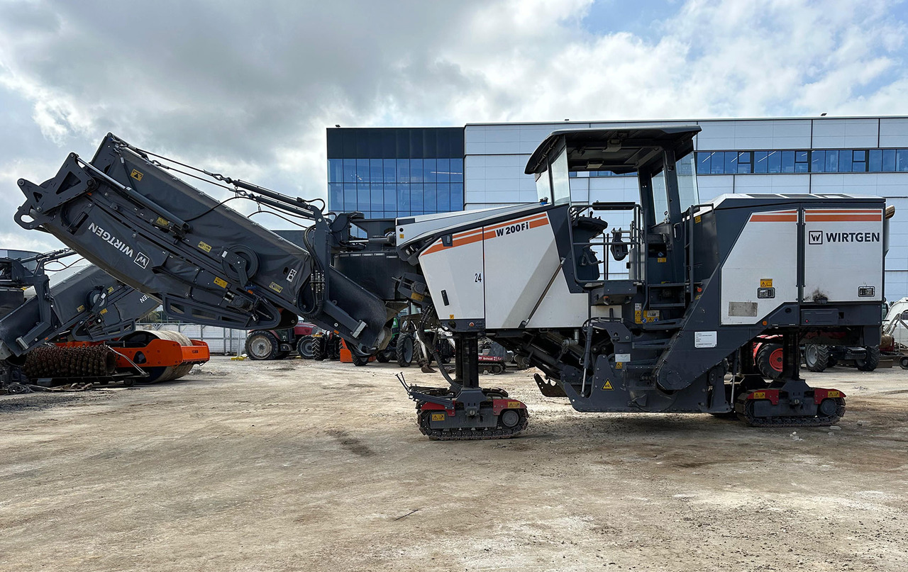Wirtgen W 200 Fi - Fresadora en frío: foto 2 Wirtgen W 200 Fi - Fresadora en frío: foto 2