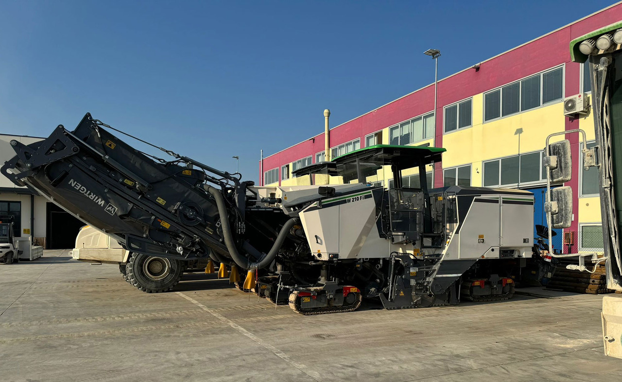Fresadora en frío Wirtgen W 210 FI: foto 1