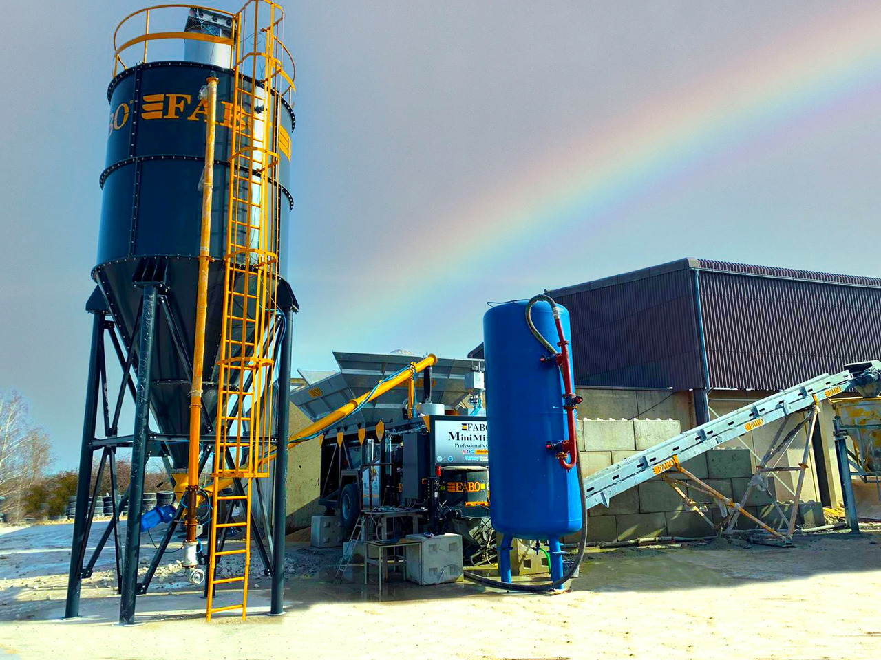 FABO mobile concrete batching plant - Planta de hormigón: foto 2 FABO mobile concrete batching plant - Planta de hormigón: foto 2