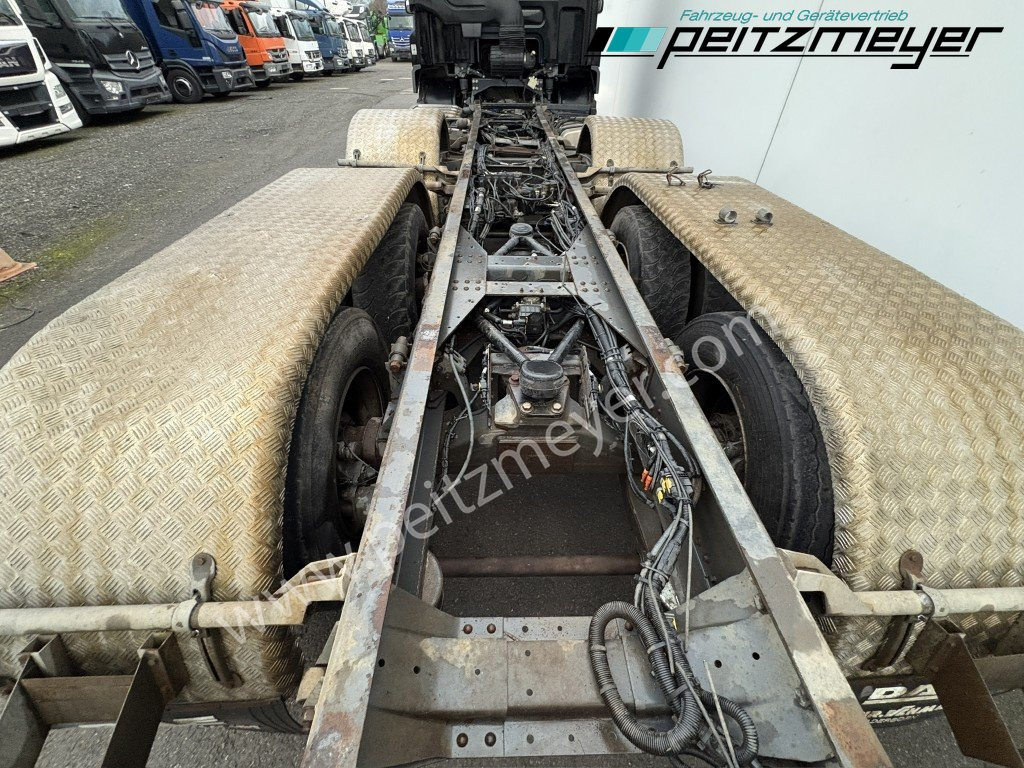 Chasis camión DAF CF 440 FAK 8x2 Fahrgestell Getriebe neuwertig: foto 19