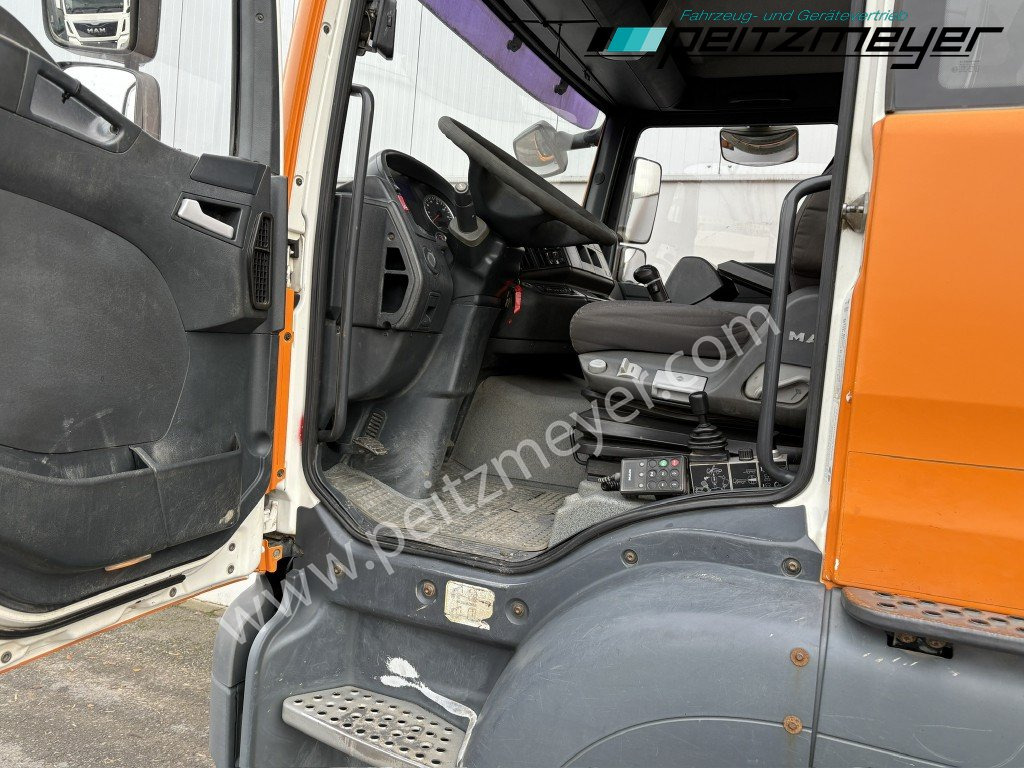 Volquete camión MAN TGA 26.440 FALK 6x6, Meiller, Bordmatik, Klima Allrad: foto 16 Volquete camión MAN TGA 26.440 FALK 6x6, Meiller, Bordmatik, Klima Allrad: foto 16