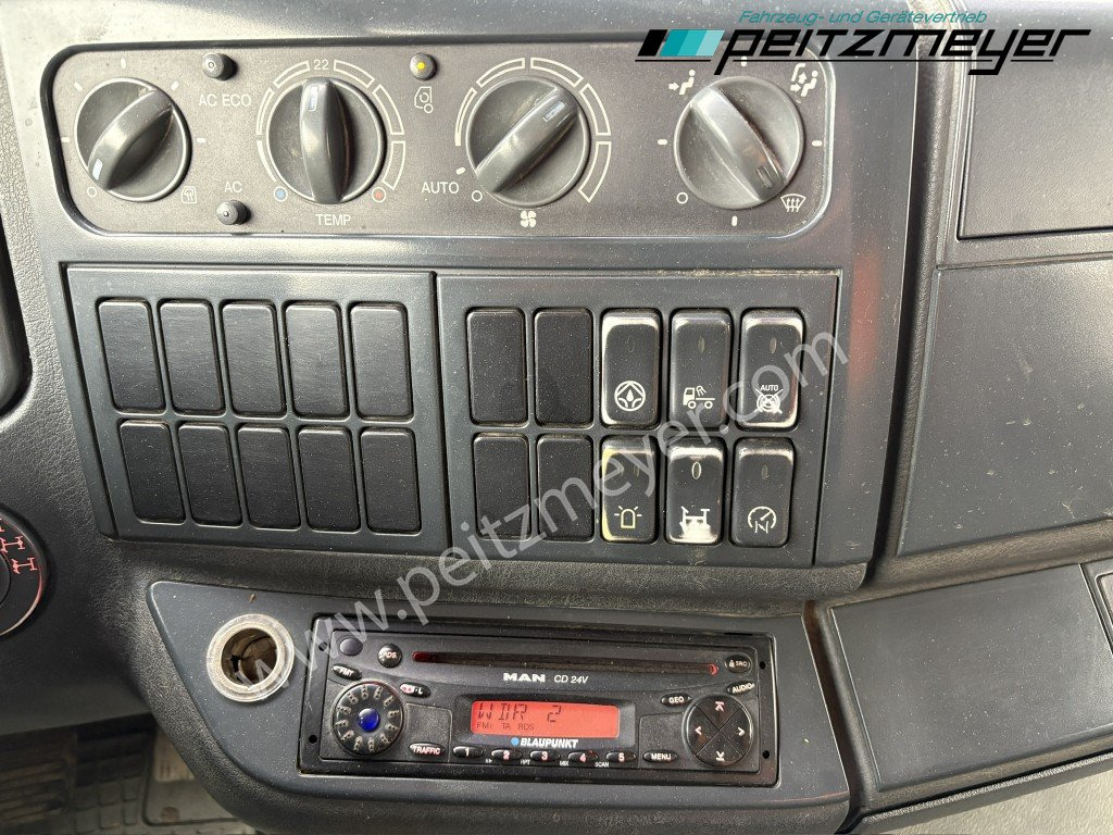 Volquete camión MAN TGA 26.440 FALK 6x6, Meiller, Bordmatik, Klima Allrad: foto 13 Volquete camión MAN TGA 26.440 FALK 6x6, Meiller, Bordmatik, Klima Allrad: foto 13