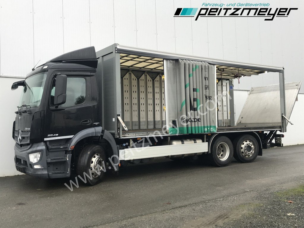 MERCEDES-BENZ Antos 2543 LL Ewers Getränke Retarder, 2 x AHK, LBW 2 t., Lenkachse - Transporte de bebidas camión: foto 1 MERCEDES-BENZ Antos 2543 LL Ewers Getränke Retarder, 2 x AHK, LBW 2 t., Lenkachse - Transporte de bebidas camión: foto 1