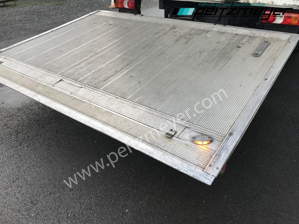 Camión caja cerrada MERCEDES-BENZ Atego 818 L Koffer + LBW Euro 6, Klima, AHK,: foto 22 Camión caja cerrada MERCEDES-BENZ Atego 818 L Koffer + LBW Euro 6, Klima, AHK,: foto 22