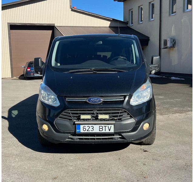 Ford Tourneo Custom 2.0 96kW - Sedan: foto 5 Ford Tourneo Custom 2.0 96kW - Sedan: foto 5