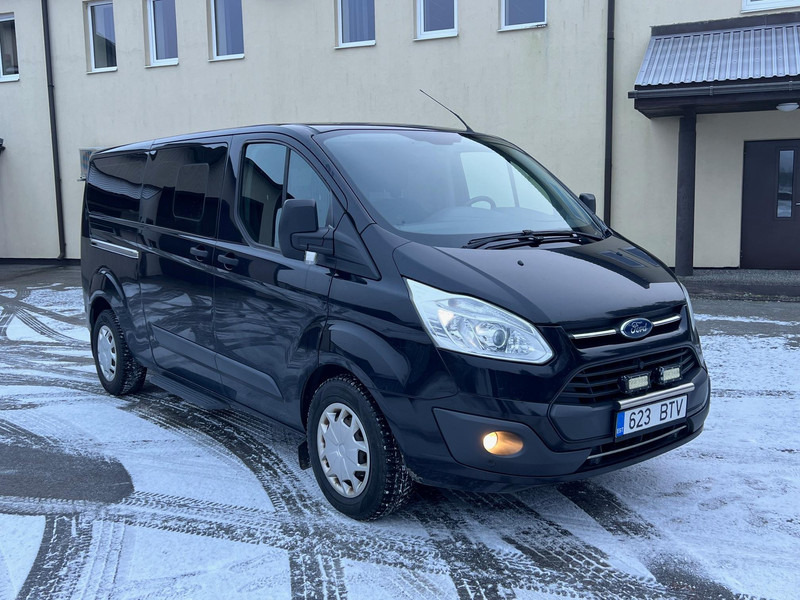 Ford Tourneo Custom 2.0 96kW - Coche: foto 2 Ford Tourneo Custom 2.0 96kW - Coche: foto 2