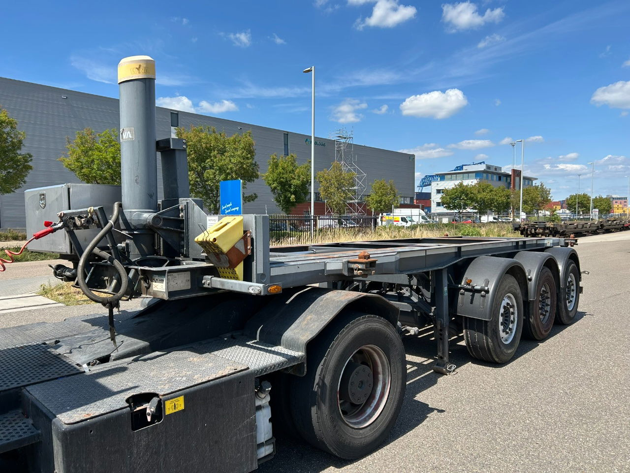 Mafa 20 ft tipping chassis / disc brakes / lifting axle / alcoa wheels / - Portacontenedore/ Intercambiable semirremolque: foto 1 Mafa 20 ft tipping chassis / disc brakes / lifting axle / alcoa wheels / - Portacontenedore/ Intercambiable semirremolque: foto 1
