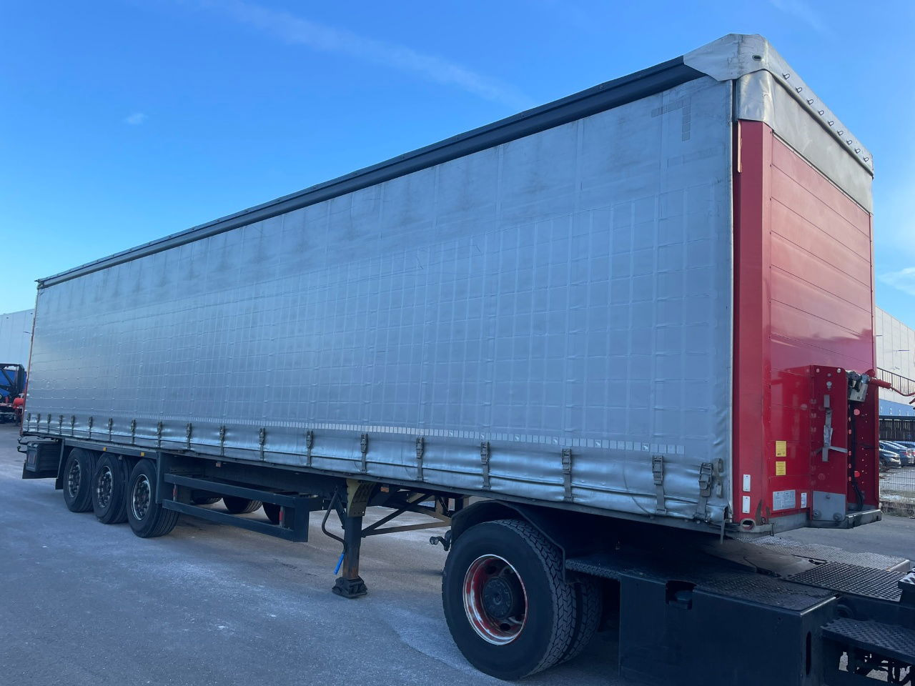 Schmitz Cargobull SCB-S3T EN 12642-XL Allu borden - disc brakes 2 x toolbox / tu - Semirremolque lona: foto 1 Schmitz Cargobull SCB-S3T EN 12642-XL Allu borden - disc brakes 2 x toolbox / tu - Semirremolque lona: foto 1