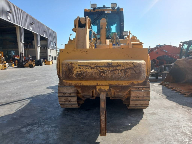 Komatsu D155-6R (4 pieces available in Abu Dhabi) - Bulldozer: foto 3 Komatsu D155-6R (4 pieces available in Abu Dhabi) - Bulldozer: foto 3