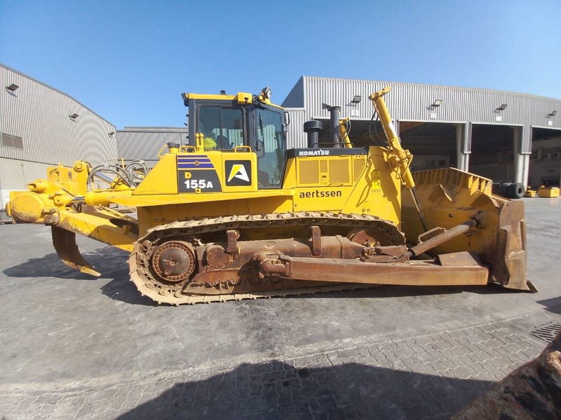Komatsu D155A-6R (4 pcs available in Abu Dhabi) - Bulldozer: foto 4 Komatsu D155A-6R (4 pcs available in Abu Dhabi) - Bulldozer: foto 4