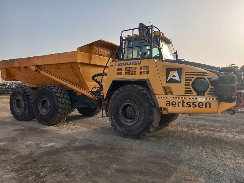 Komatsu HM400-3R (4 pcs available in Abu Dhabi) - Dúmper articulado: foto 5 Komatsu HM400-3R (4 pcs available in Abu Dhabi) - Dúmper articulado: foto 5