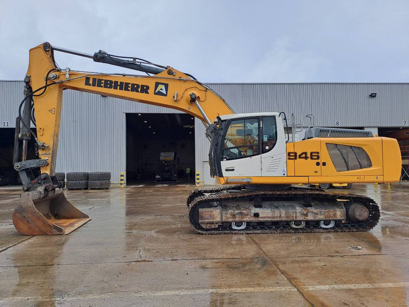 Liebherr R 946 - Excavadora de cadenas: foto 1 Liebherr R 946 - Excavadora de cadenas: foto 1