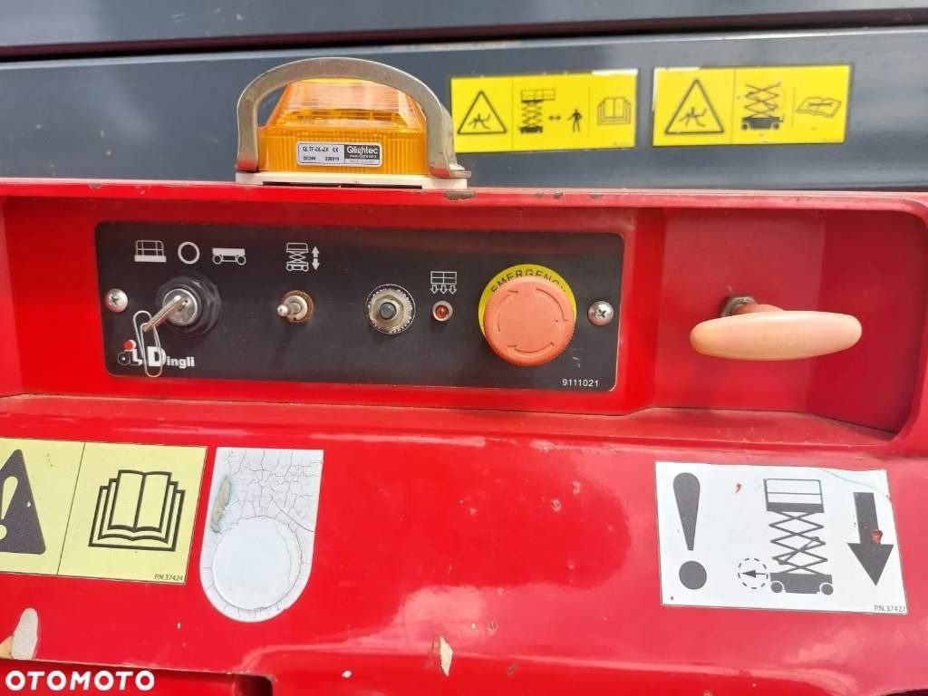 Magni ES 1612 E - Plataforma de tijeras: foto 3 Magni ES 1612 E - Plataforma de tijeras: foto 3