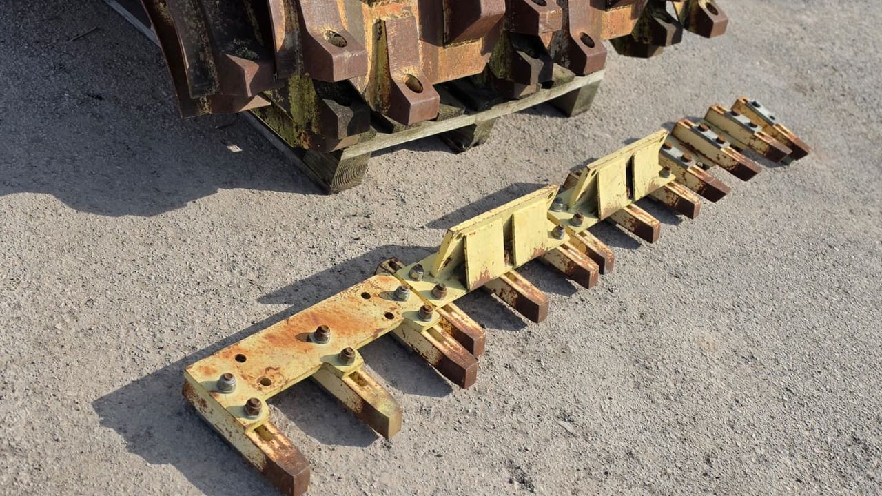 BOMAG Padfoot shell kit for any 7t roller, 1670mm - Rodillo: foto 4 BOMAG Padfoot shell kit for any 7t roller, 1670mm - Rodillo: foto 4