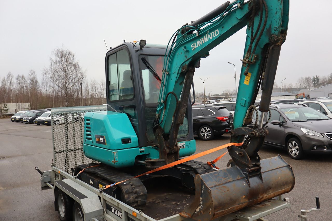 SUNWARD SWE25F - Miniexcavadora: foto 2 SUNWARD SWE25F - Miniexcavadora: foto 2