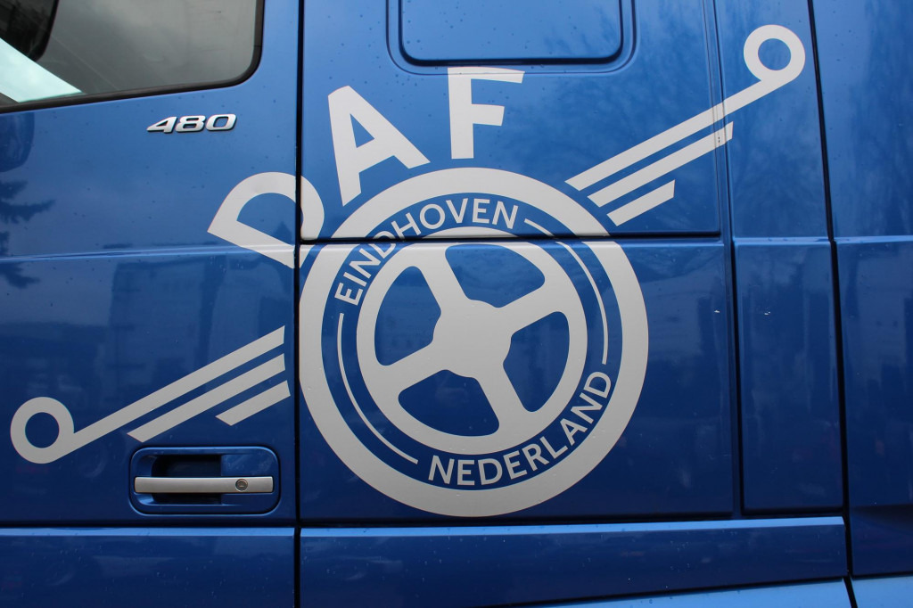 Daf 480 SSC Retarder Kühlbox 2 Tanks Standklima - Cabeza tractora: foto 2 Daf 480 SSC Retarder Kühlbox 2 Tanks Standklima - Cabeza tractora: foto 2