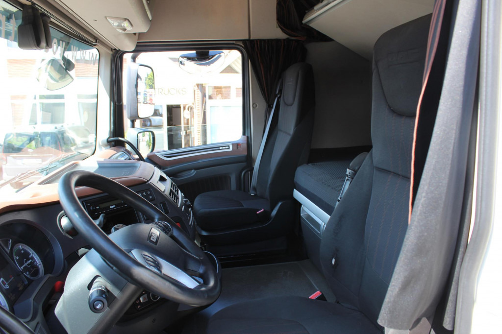Daf XF 480 SC Retarder ACC LDWS Standklima Kühlbox - Cabeza tractora: foto 3 Daf XF 480 SC Retarder ACC LDWS Standklima Kühlbox - Cabeza tractora: foto 3