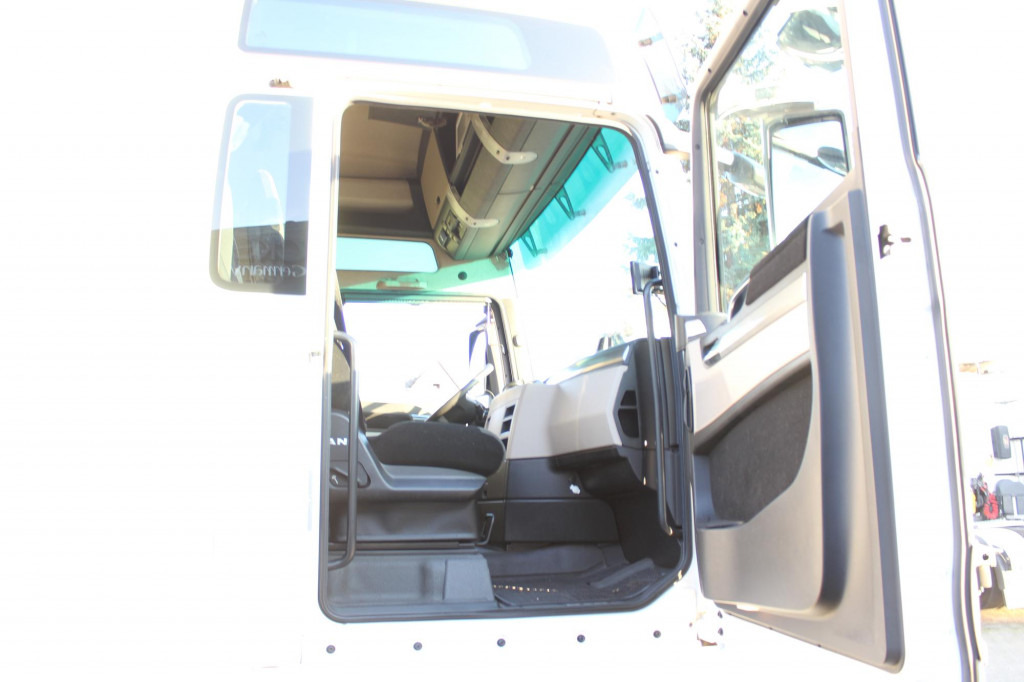 MAN TGX 18.510 E6 XXL Retarder Kühlbox Navi - Cabeza tractora: foto 2 MAN TGX 18.510 E6 XXL Retarder Kühlbox Navi - Cabeza tractora: foto 2