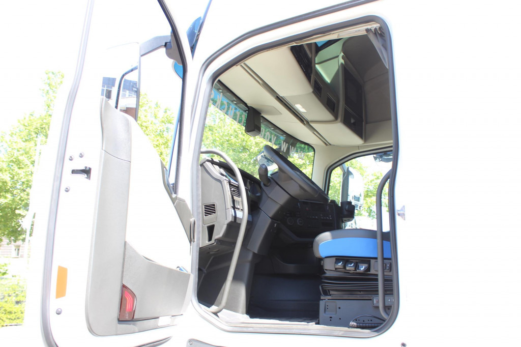 Volvo FH 500 Globe XL I-Park Cool Navi Miete-Rent! - Cabeza tractora: foto 2 Volvo FH 500 Globe XL I-Park Cool Navi Miete-Rent! - Cabeza tractora: foto 2