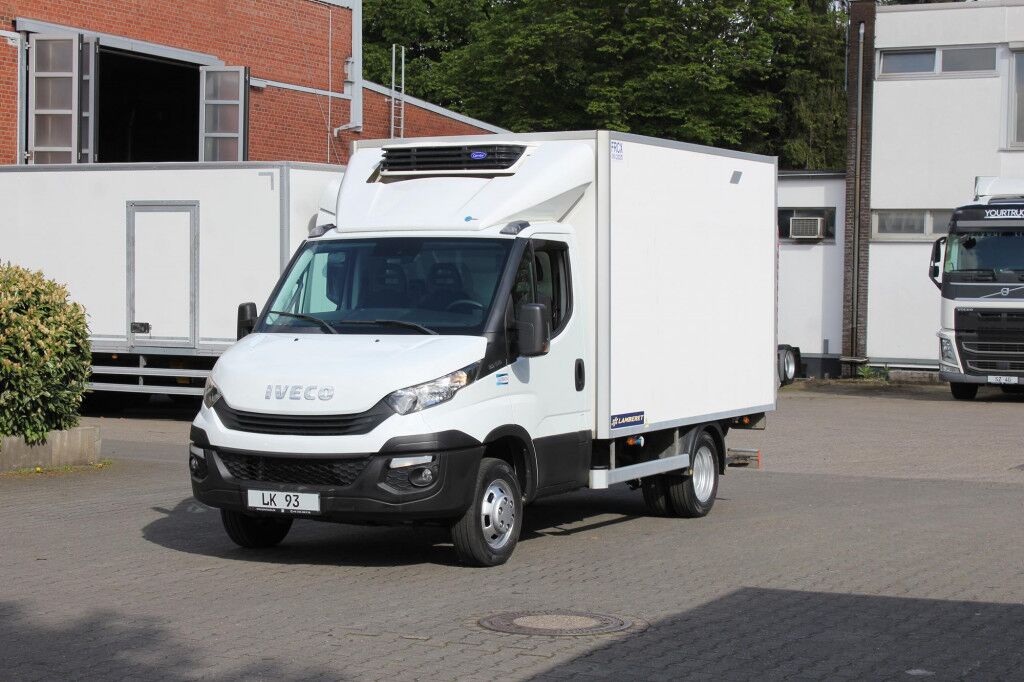 Iveco Daily 35C15 CX 350 Tiefkühl Strom Tür+LBW - Frigorífico furgoneta: foto 1 Iveco Daily 35C15 CX 350 Tiefkühl Strom Tür+LBW - Frigorífico furgoneta: foto 1