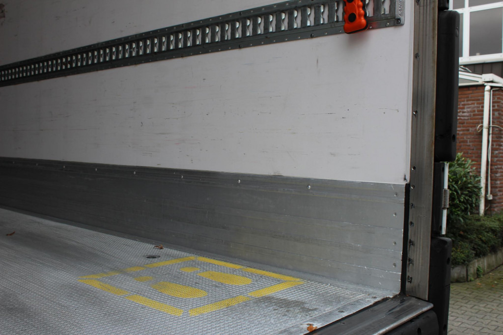 Lamberet TK SLXi Spectrum 2,65h Bi-Multi-Temp. TW LBW - Frigorífico semirremolque: foto 5 Lamberet TK SLXi Spectrum 2,65h Bi-Multi-Temp. TW LBW - Frigorífico semirremolque: foto 5