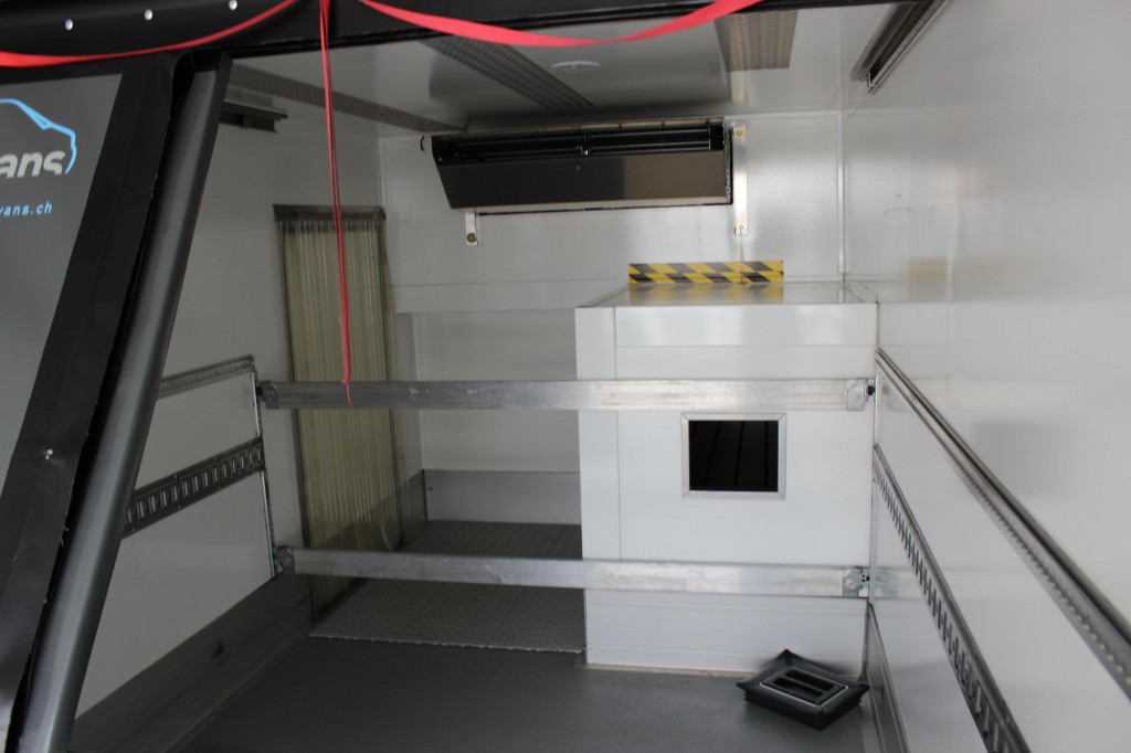 Mercedes-Benz Atego  1024 E6 TK T-1000R Strom Tür+LBW Nur 85Tkm - Frigorífico camión: foto 3 Mercedes-Benz Atego  1024 E6 TK T-1000R Strom Tür+LBW Nur 85Tkm - Frigorífico camión: foto 3