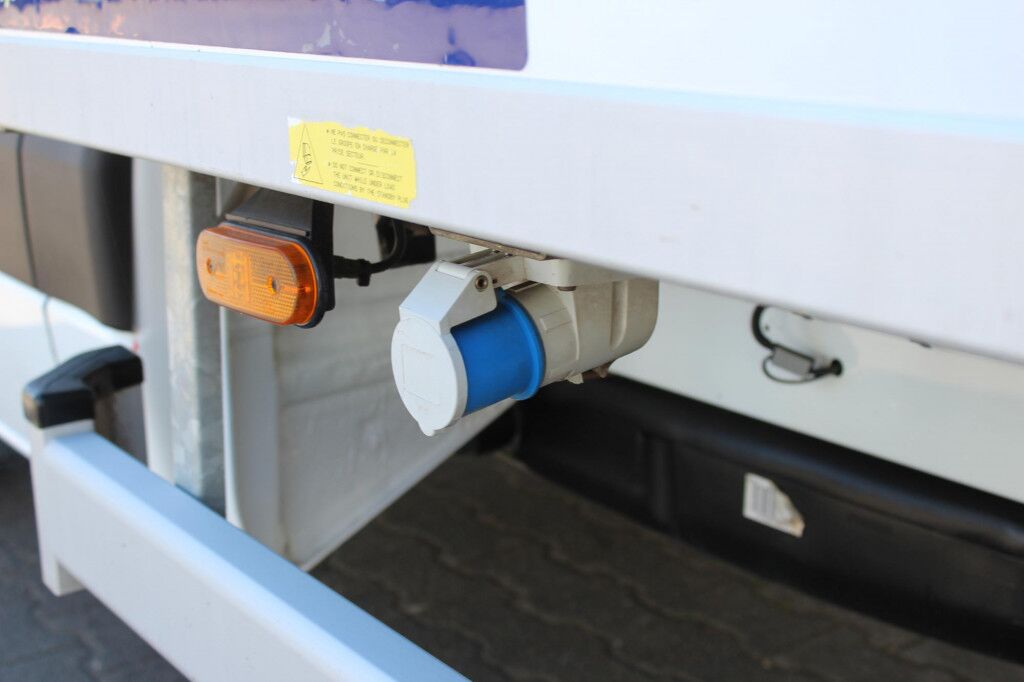 Mercedes-Benz Sprinter 514 CX 350 Tiefkühl Strom Tür+LBW - Frigorífico furgoneta: foto 3 Mercedes-Benz Sprinter 514 CX 350 Tiefkühl Strom Tür+LBW - Frigorífico furgoneta: foto 3