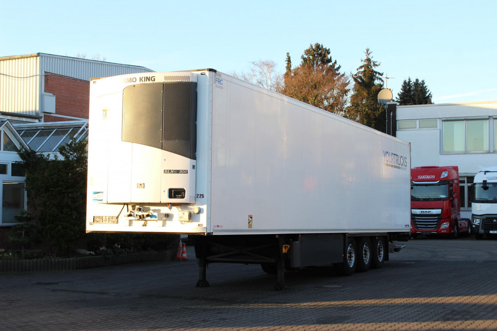 SCHMITZ TK SLXe 300 2,65m doppelstock Pal-kasten Blumen - Frigorífico semirremolque: foto 1 SCHMITZ TK SLXe 300 2,65m doppelstock Pal-kasten Blumen - Frigorífico semirremolque: foto 1